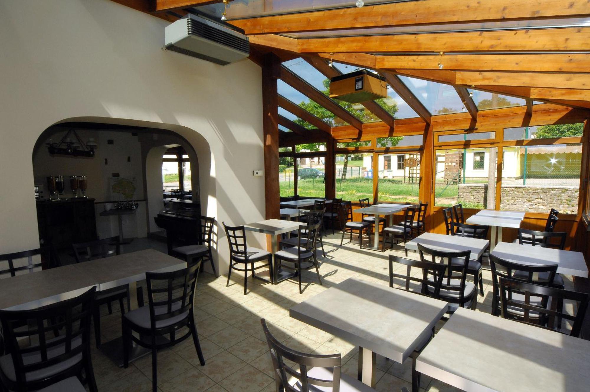 Hotel Aux Beaux Rivages En Gaume Lacuisine Extérieur photo